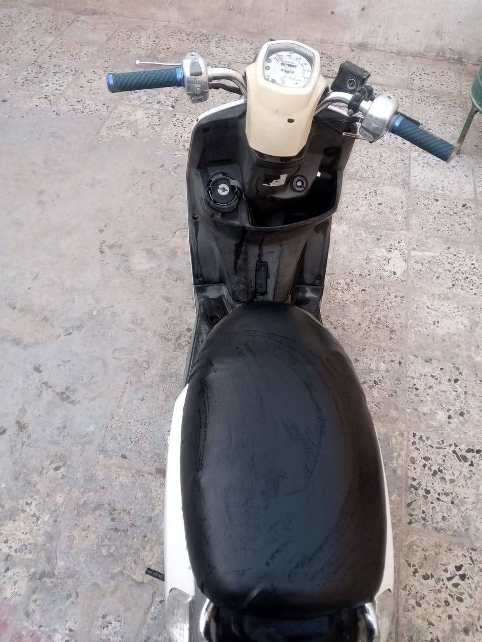 بوليس بوشه 50 مفتوح جاهزة كله شغال سعر 550 وبيها مجال خادم*********** راسلني على الواتساب هذا الرقم
