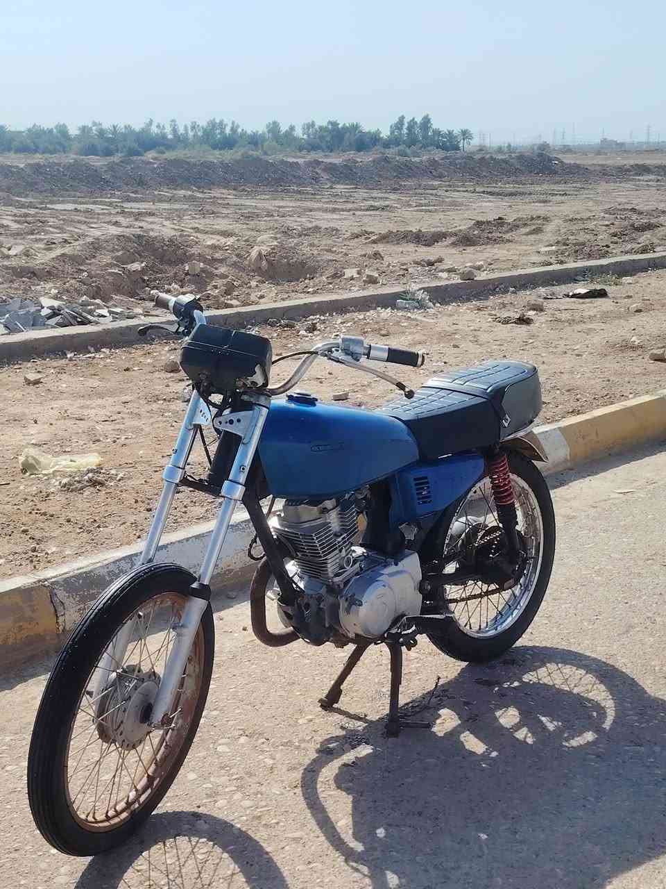 للبيع ايراني دراجه حلوه ونضيفه بدون مال شغل مكينه جديده لاتنقيص ولاتبخير السعر 250 وبيها مجال الشراي اتصل على الرقم ***********
