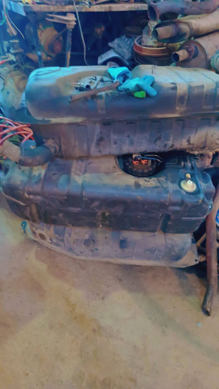 سلام عليكم يوجد لدينه بريجو منغولي العنوان حله طهمازيه قرب علويه شريفه ع
الاتصال على الرقم بدون مراسلات 
***********
***********
