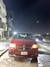 دوج كرفان 2018  7 راكب للبيع او مراوس كشنات جلد بيبان وجنطه كهرباء  فر...