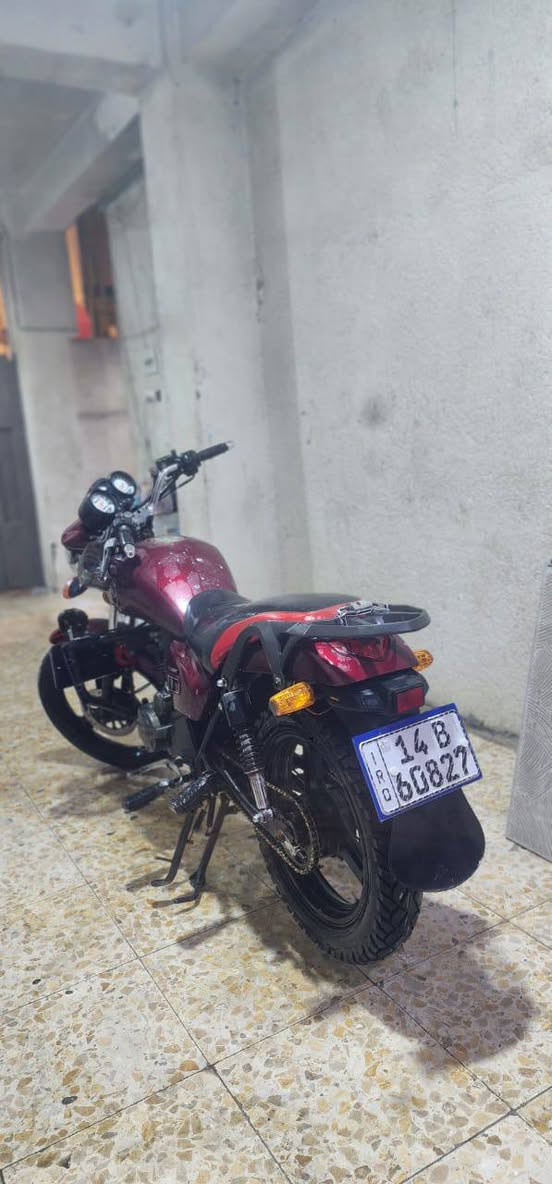 دراجه كي واي ايطالي البيع سعرهه 1150 وبيها مجال رقمي ***********
