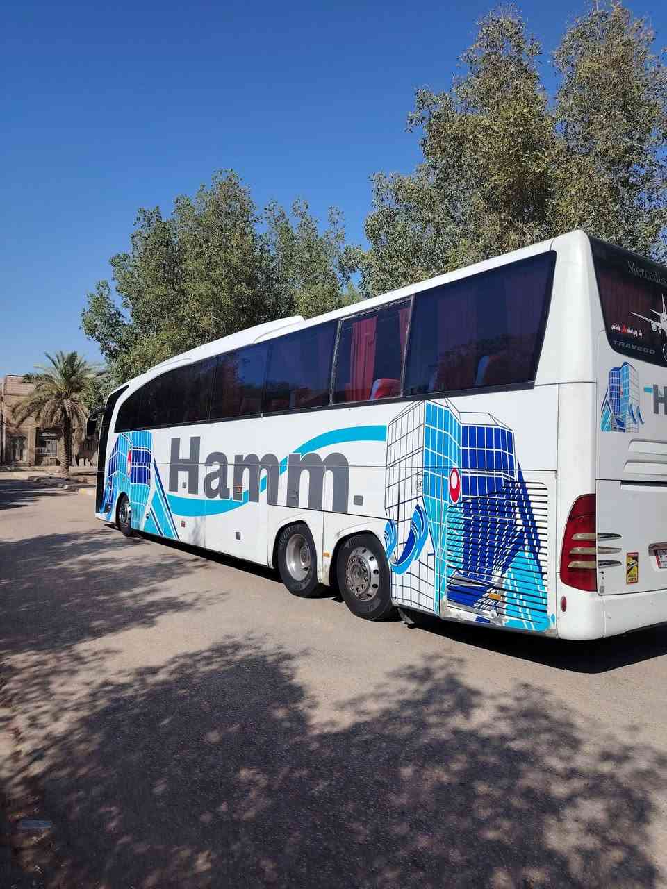 ترفكو ٢٠١٥واقع حال مفحوصه باقي ع الكمرك حداديه جديده تبريد حشوه ٧مراوح كشن قبضتين ٥٨نفر للبيع او مراوس بسياره صغيره سعر ٥٢٥ ***********

