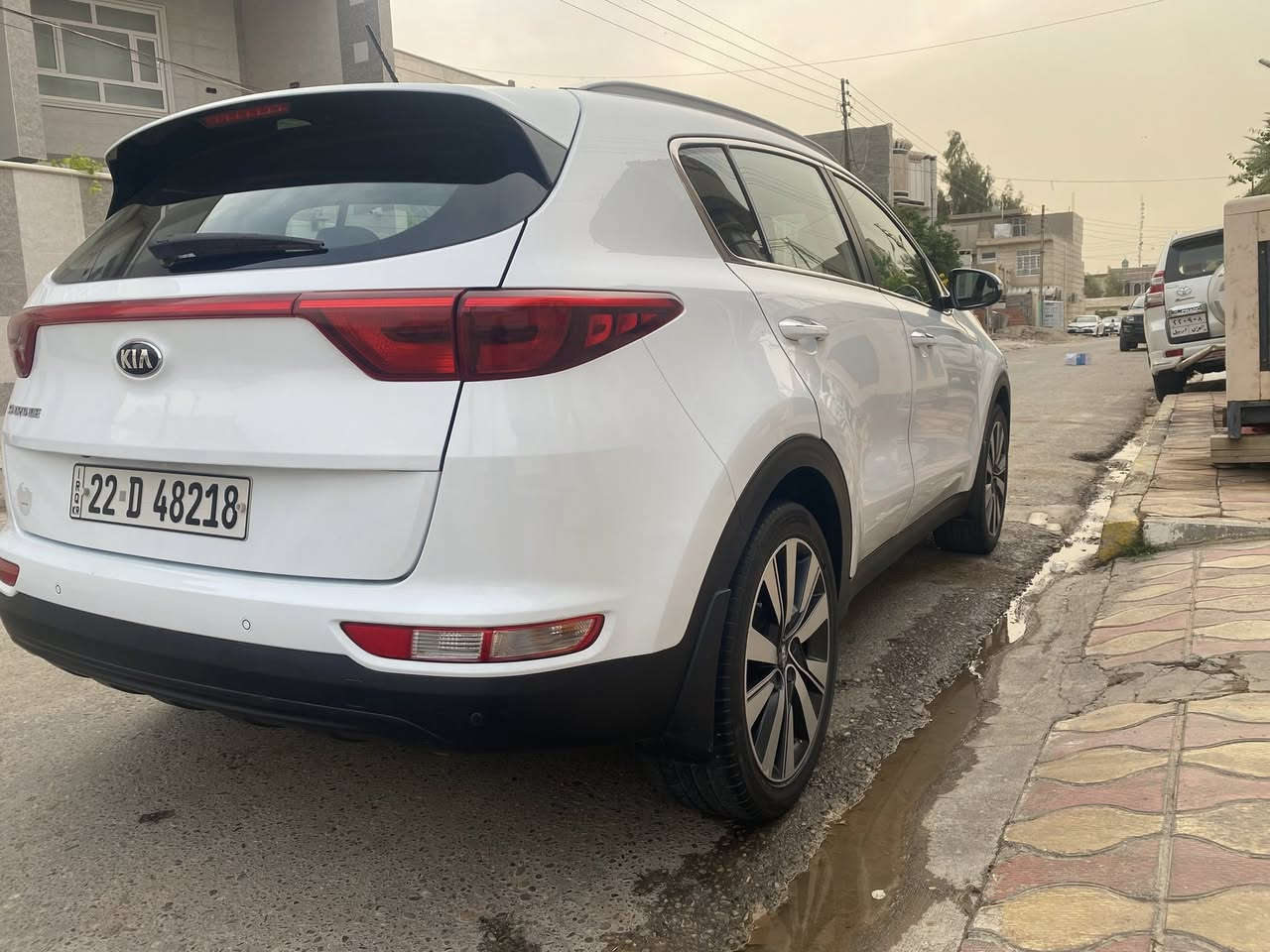 سبورتج ٢٠١٨ خليجي سيارة نظيفة بيها صبغ ربع جاملع اثر طخة خفيفة بالهلال والباقي مكفول من صبغ وبارد سعر ١٧٥ وبي مجال مكانه صلاح الدين قضاء بلد للاستفسار ***********
