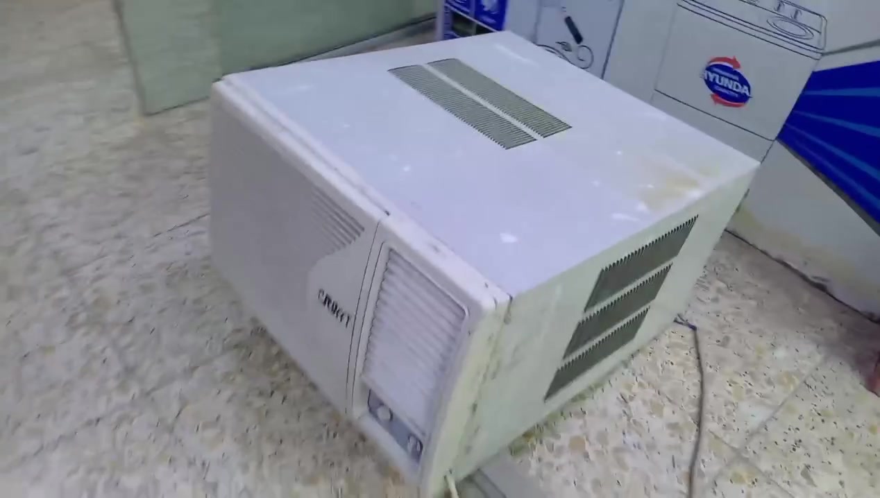 مكيف ٢طن كرفت بلادي قرص الشركه شغال السعر ٢٥٠ الف بغداد الشعب *********** واتساب
