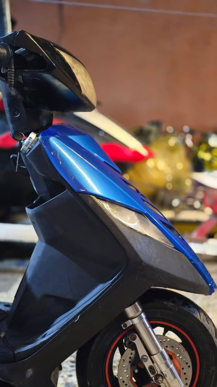 ماكس ثعلب gtr قديم 
دراجه مفتوحه مبدل ولفات 
عليه صدر اماي رياضي
عليه كفرات تزويد  
كلجات خلفي امامي رياضي ماخذه 750 رايده 600 بيه مجال دراجه ما ناقصه شي
تواصل ***********
