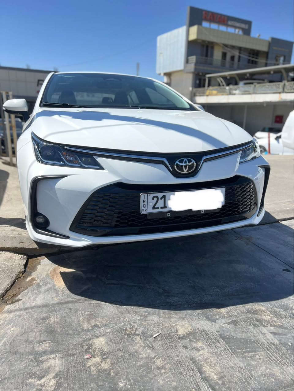 بە ناوی خوای گەورە

TOYOTA COROLLA 2025 HEV 🤍
تۆیۆتا کۆرۆلا هایبرید٢٠٢٥ 

كامل كامل ئه شياى شه ريکەیی له گەله (گاعی بیلادی تیایە
 هەلنەچراوە )+KQDكامل ئەشایی شه ریکەی لەگەلە  
  فول فول مواسفاتە ٢٠ هەزار رۆشتوە یەک PDR ی بچوکی هەیە چەمەلەخی دوای سایەق سەر هیلالەکەی و تەواو 
زۆر جایز زەرەری رەقەمەکەی دراوە 

به سمە سلايد حاسە  سوكان فولیۆم  بلاجكتورى بيلادى رادارى پيّش و دواوه  بالى بيلاد  كوشن جلد  خەتی جاده  کەپی  بيلاد  سيستەمی  مكه به رەی بیلادی
شوين شه حن و وايرليس جارج  ته بريد مه ركه زى 
ته حديد سورعه  گیچ ئەلکترۆنیو مۆد 
لايت پيش وپشت ليد  لايت ئوتو و زينون عەدەسە 
ئاويّنه كاره باى - سه كن- سايه ق
٤جام كاره باى و ئوۆتۆ  شاشه گەورە -كارپلەی -
كاميّراى بيلادى  بريّك به سمه 
ئۆتۆ هولد  زوّر مواسه فاتى تر 

نرخيشى خوار بازار شوين سليمانى
*********** -viber-watsuup السليمانية, العراق
