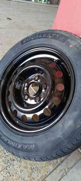 للبيع او مراوس.
النترا فورتي سيراتو 
قياس 195/65/15. تخم تاير جديد ويل حاويه مصبوغ حراري السعر  280. قفل  مراوس حسب القناعه اخوان مو فتح جدد مكاني طويريج. شعندك مراوس دزه خاص ***********
