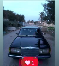 مارسدس ابو جحيل موديل 82 رقم مميز نينوى دولي بأسمي سنوية لل28  محرك بل...