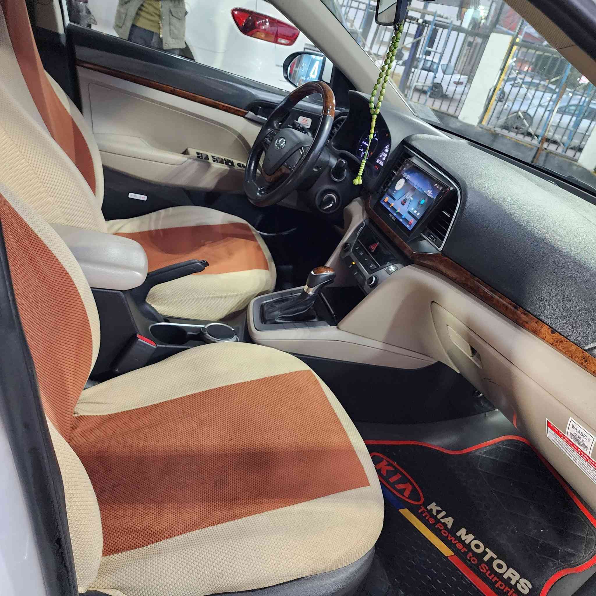 السلام عليكم النترا للبيع 2018 خليجيه سياره احلى من صور رقم ديالى السعر وتفاصيل والملاحظات بالخاص ***********
