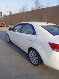 ورحمة كيا سيراتو موديل 12 خليجي محرك 1600 سياره مكفوله من ضربه ولصبغ ا...