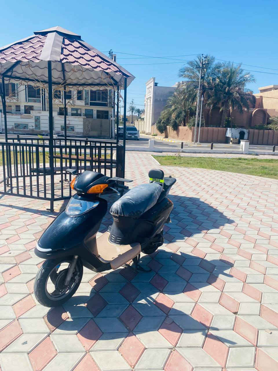 السلام عليكم دراجه سبيسي للبيع جديده كلش صار شهر من اخذتها كفاله عامة *********** السعر مليون و٨٠٠وبيها مجال
