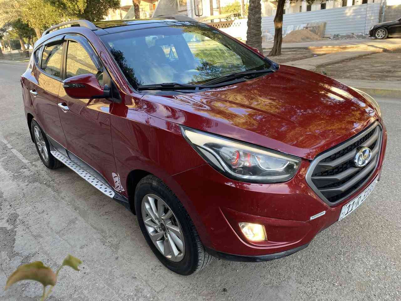 السلام عليكم
من رخصه الادمن المحترم 
للبيع توسان خليجي  2014. فول 1/1
الضررر. بيه. 4 قطع صبغ بدون. دواخل 
صفحه السايق
محرك. 2400 دوش المرغوب
كير 6. نمر AT
بانوراما
بصمه تشغيل وابواب
فور ويل 
كراسي جلد وكهرباء 
تبريد قطعتين 
تبريد بيانو  شاشه. كامره. مع شاشه متحركه 
ماشيه. 95 كم 
باسمي. ارقام سنويه هزه جديده 
مكان. السياره. بغداد.  
السعر ١٢:٥٠٠$ 
***********
