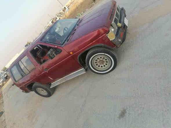 سياره لبيع نيسان تيرانو مديل 1991 رقم بغداد صدامي سنويه عضم عاج  مكان سياره ذي قار قضاء الفجر سعره 20 وبيه مجال الاستفسار ***********
