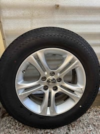 تخم ويل جارجر حجم 17 ويا تخم تاير جديد للبيع  فقط بدون مراوس مكانهن بغ...