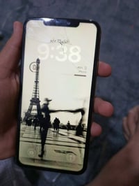 آيفون ١١ برو ماكس • ٢٥٦ • شاشه مكسوره