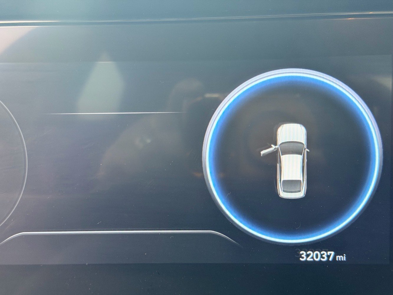 النتره 2023 للبيع لمتدد فول مواصفات داخل ابيظ جلد رادارات حساسات داخل لد شاشه متصله فتحه تحديد مسار تخم تاير جديد سياره كامله مكمله 