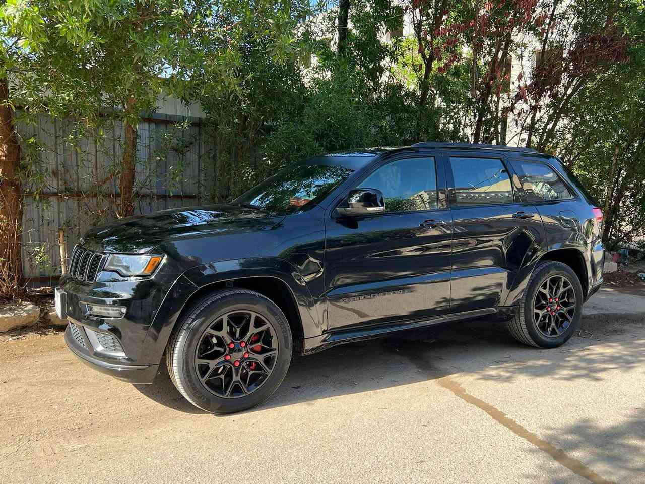 جيب بلاك توب مكلف بنشر السيارع كلش حلوه ونظيف مكانها الدوره 
موديل 2019 
حادثهه موضح بلصوره 
ماشيه 140 كيلو مكانهه الدوره
اي نقص مابيها 
+964 773 579 0144 بغداد, العراق


**إذا كنت صاحب هذا الإعلان وتريد حذفه لأي سبب، رجاءا أرسل رسالة إلى الدعم الفني**