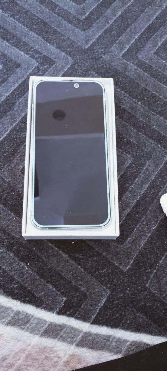 السلام عليكم 
                                                                                         
14 برو ماكس للبيع
جهاز نضيف شخط مابي مامستخدم مضموم فقط مفتوح من الكارتون 
بطاريه 100‎%‎ شرط الفحص 
رقمي واتساب ***********
