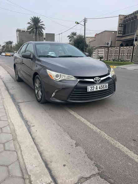 السلام عليكم 
للبيع تويوتا كامري 
موديل 2017
وارد امريكي 
 مواصفات se
تحكم استيرن+ شفتات
كروز سرعه 
كشن كهرباء 
شاشه كامره 
داخل ابيض 
كشن جلد ومخمل 
حادث جاملغ وبنيد 
بيها صبغ قطعتين فقط حادث واردها والباقي بدون صبغ السيارة ماشيه 130 الف 
محرك كير مكفولات
محرك 2500 ممفتوح 
تبريد ثلج 
صدر امامي خلفي جديد 
تخم تاير نضيف 
رقم اربيل الدولي بسمي تحويل او وكاله 
السعر 155 وبي مجال انشاء الله 
مكان السيارة بغداد حي الجامعه
***********
*********** بغداد
