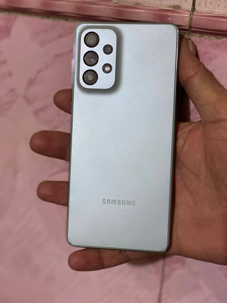 أي ٧٣ فايف جي ذاكره ٢٥٦ مكفول من كلشي السعر ٢٥٠ بغداد مدينه الصدر هاتف  ***********
