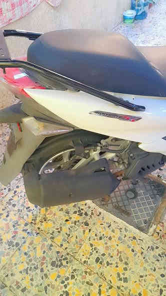 السلام عليكم شباب مرخص مدير الكروب 
دراجه ماجستة S مستخدمه اسبوع
بلكارتونه دراجه رمبه وبيها اوراق مزاد
دراجه يابانيه قبق نفخ استاند كهربائي 
يدات تدفئه مديل الحديث دراجه 
فوول فووول فول دراجه ناشفه
عد التواجد على الفيس المكان بغداد
الحريه رقم التلفون *********** السعر خاص
