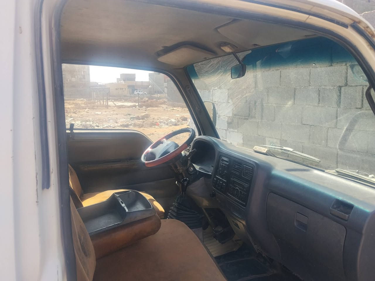 كيا موديل 99 رقم بغداد سياره نظيفه شاصيها مقفول جير محرك نظيفات للبيع السعر مالتها 52 ورقه موبايل  مكانها مدينه الصدر ***********
