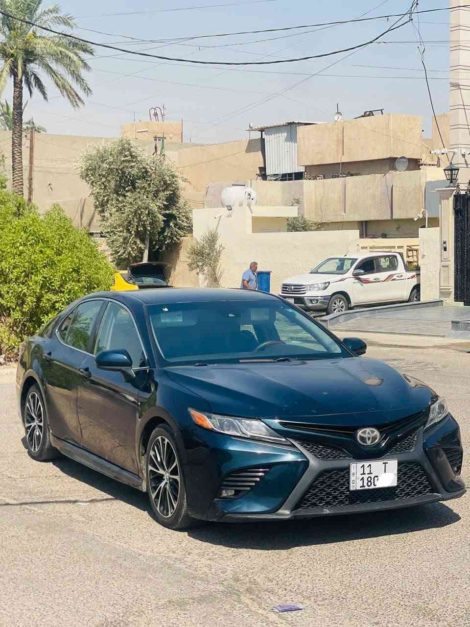 سلام عليكم
كامري 2018 أمريكي 
الحادث باب وجاملغ فقط بدون دواخل 
المواصفات 
رقم بغداد تحويل ثاني يوم 
كرسي كهرباء 
تحكم ستيرن 
شفتات ستيرن 
تبريد ثلج 
محرك 2500
حساس امامي خلفي 
شاشه كبيره كامره 
المكان بغداد 
السعر 148$ماكو بهيجي سعر ابد 
الرقم ***********
