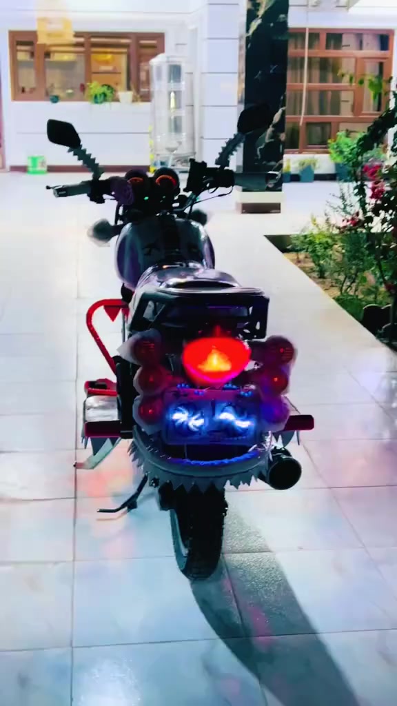 دايوان موديل 23 دراجه نضيفه نظافه فول ومجبزه 
دراجه اي نقص مابيها أورق كامله سحب مو اصولي 
اسبانه ما ممدود عليها 
مكينه 150 
مكاني ديالى شهربان 
منطقه سريحه 
والشراي بي خير ويدلل 
الاستفسار ***********
