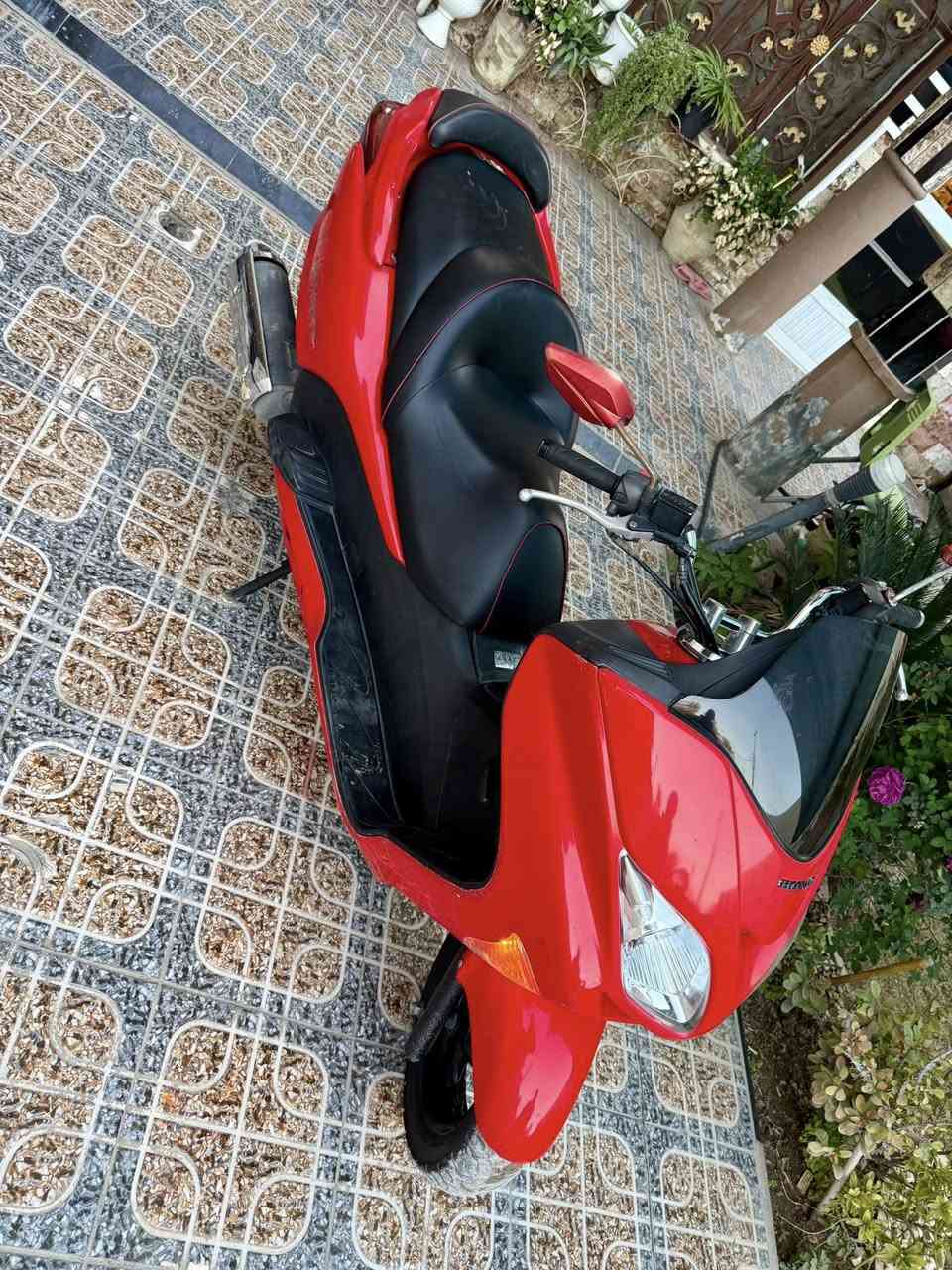 للبيع 08 فورزه دراجه رمبه الدراجه وعله ايد وحده حته كتلوك بيه تلاث كير سبع نمر.  مكان ديالى المقداديه سعر مليون رقم ***********
