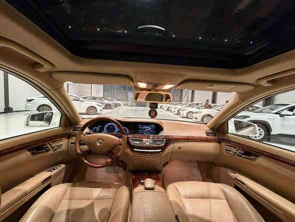 مارسیدس بێنز 2012 مواسەفات S350 
فول مواسەفات دەرگا لارج
سەیارەکە بێ بۆیاخە 
هەموو گیانی بەشەرت 
کوشن کارەبای 
کوشن سارد و گەرم 
ئۆتۆ پارک 
سەلاجە 
دەرگا بەسمە 
سندوق شەفت 
بەسمە شەغال 
حساس پێش و پشتی 
کوشن خەزن
5 پەردە 
پانۆراما 
ویل کەپ 
زۆر مواسەفاتی تر 
کامل سێرڤسی بۆ کراوە 
هیچ مەسرەفێکی تێدا نییە 
ڕەقەم و سەنەوی تازەیە 
تحویل و غەرامە بەشەرت 

سعر: لە کۆمێنت داوای بکە ڕاستەوخۆ بۆت دێت 🤖 

گێر و مەکینەی بەشەرت 
هیچ کێشەیەکی تێدا نییە 

ژمارەی مۆبایل 
***********
 وەتسئاپ
