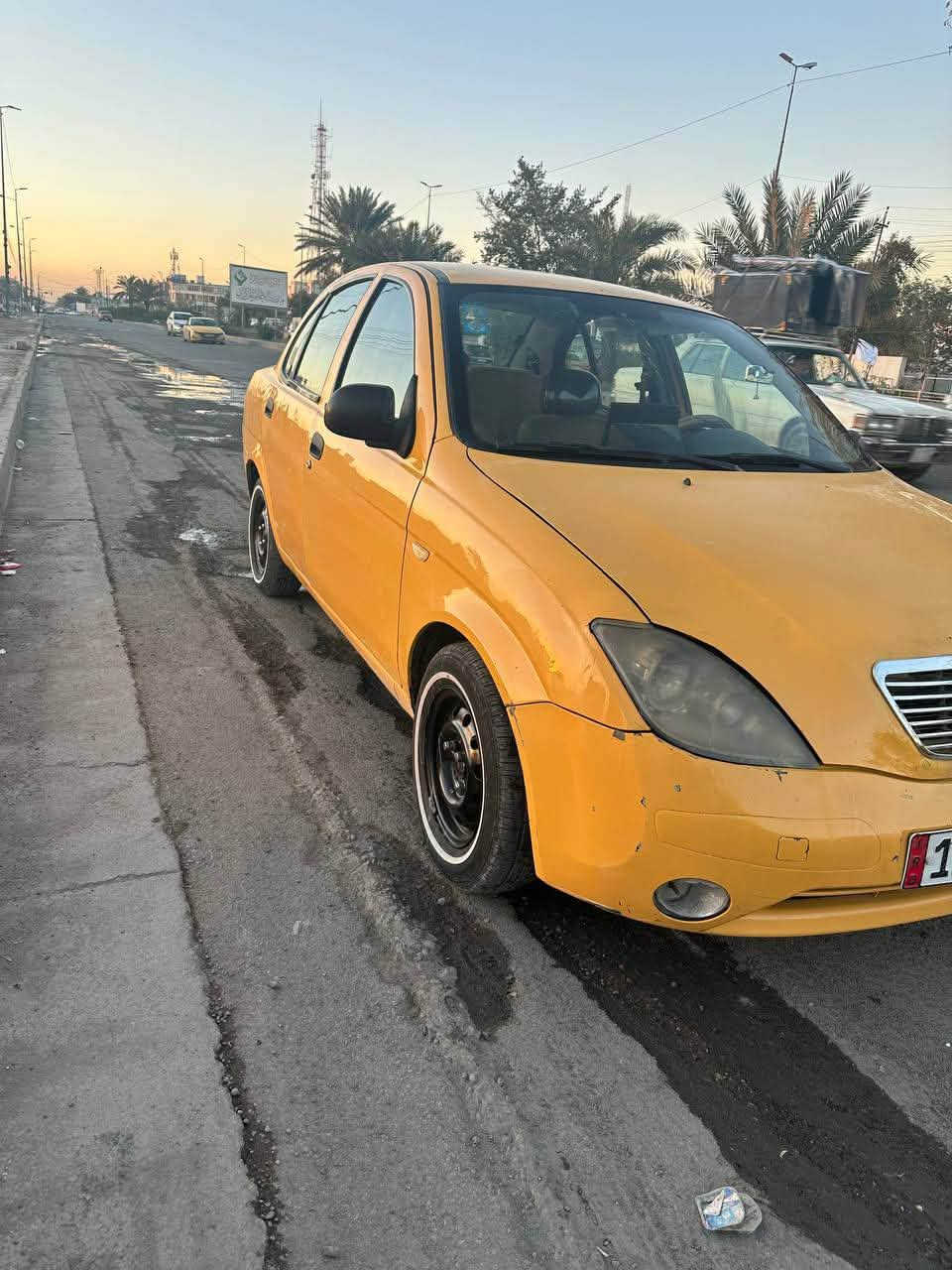 سلام عليكم طيبه ٢٠١٥ للبيع
سياره يرادله تعمير ابيع كوم حديد  لا تسئلني شبيه ما بيهه 
مكاني لبلديات لشراي يتصل  ***********
