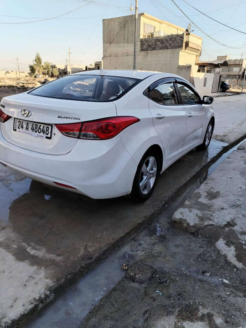 الانتر موديل 2013سياره كلين قطرت صبغ مابيها. طخم تاير جديد لوك تالندي الاصلي كاربون بانزين  سياره عل 120دك جرس هازه جديد رقم جديد مكينه شرط لاصرف ولانفق ولامفتوحه ماملعوب بيها مامضروبه صبانه السعر 127وشويه بيها مجال تحويل مباشر للستفسار ‏‪***********‬‏
