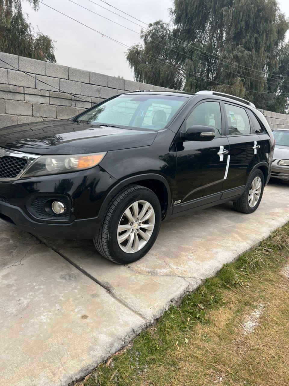 سلام وعليكم سورنتو٢٠١١ مكفوله كفاله عامه بصمه تشغيل وبصمه ابواب رقم بغداد فول التصال ***********
