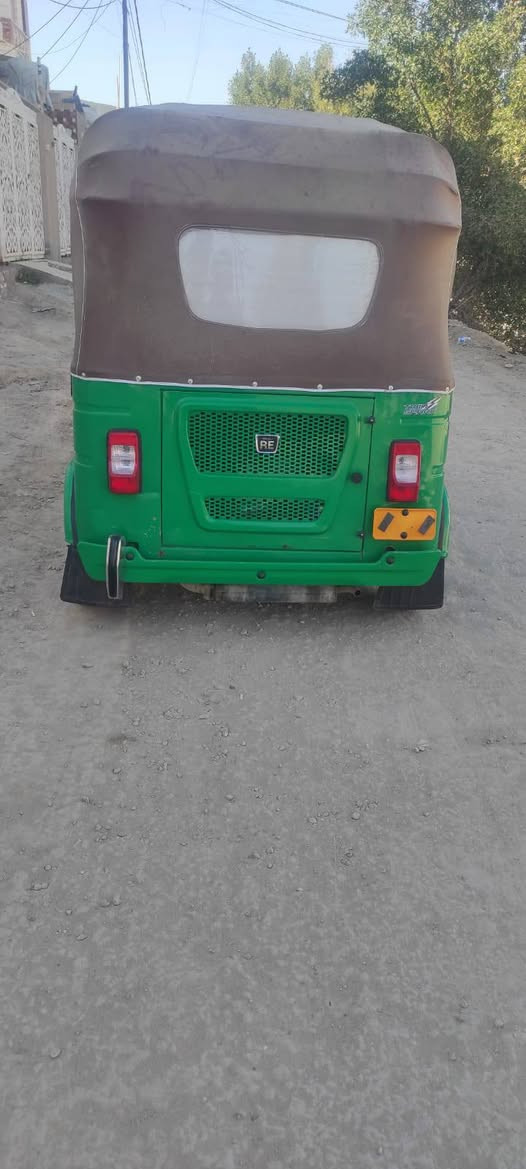 سلام عليكم تكتك البيع موديل22رقم نجف تحويل مباشر سعر 7900بيهه مجال الاتصال ***********
