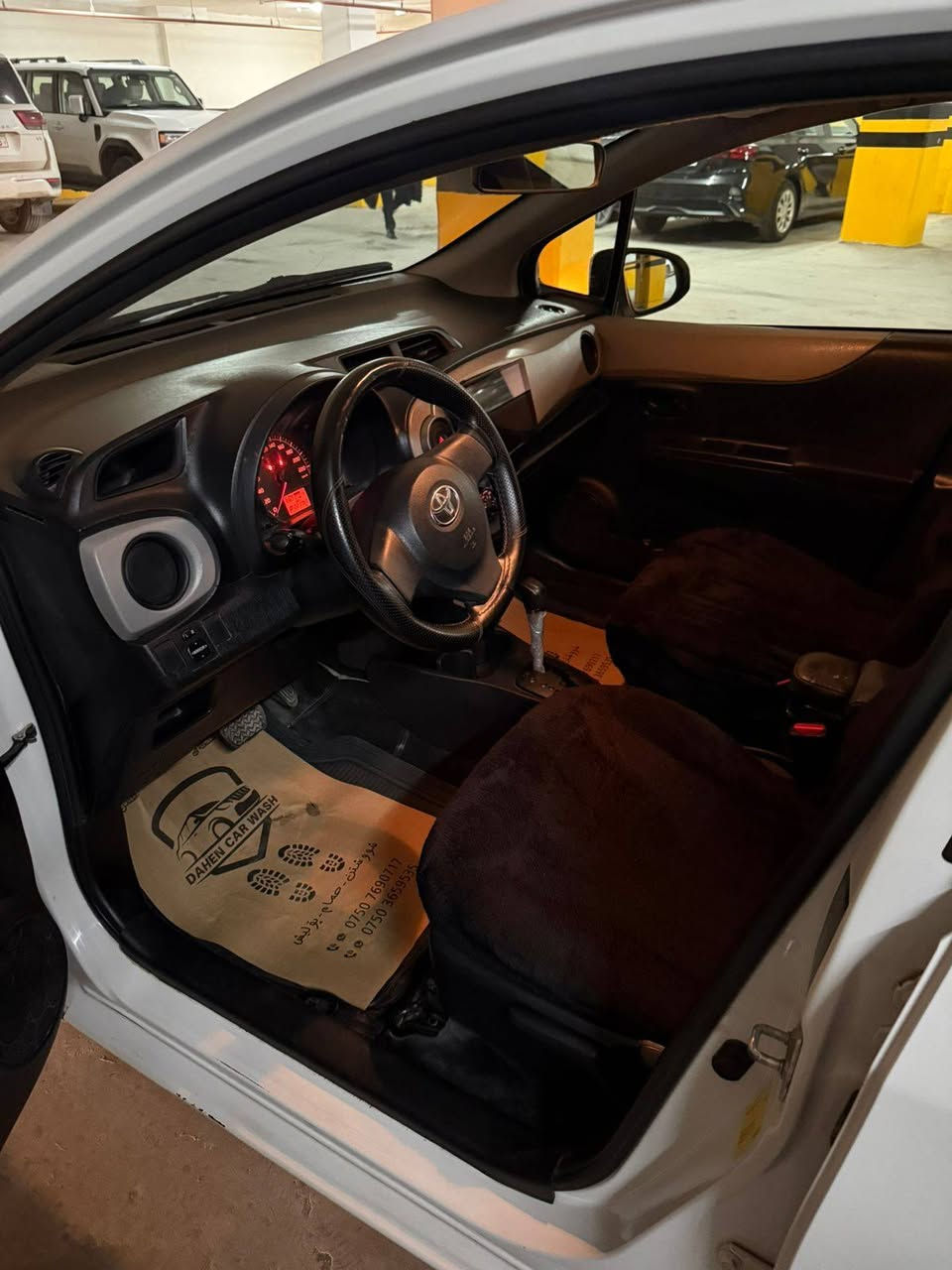 تۆیۆتا یارس 2013 گێر ئۆتۆماتیک 
بێ بۆیاخ 
دوو شوێنی بچوکی تعدیل 
5 ویل کەپ 
5 بالیفە 
چوار تایەی نوێی لەژێرە 
هیچ مەسرەفێکی تێدانیە 
نموونە لە جوانی و پاکی 
بۆنید و سەقفی کەمێک سپی بوەتە

سـعـر : لە کۆمێنت داوابکە ڕاستەوخۆ بۆت دێت 📥 

گێر و مەکیەنەی بەشەرت 
هیچ کێشەیەکی تێدا نییە 

ژمارەی خاوەنەکەی
***********
