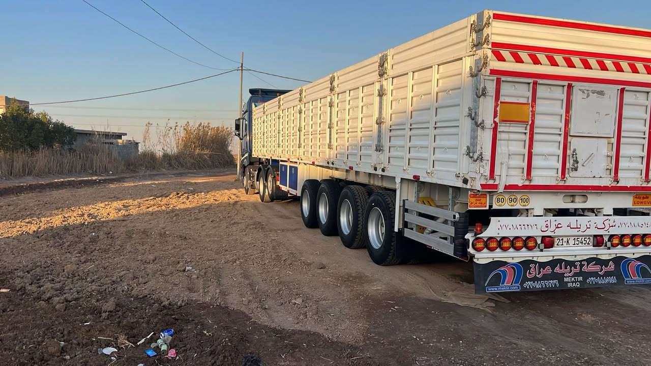 السياره للبيع 2017 فول و جديده للستفسار ***********
