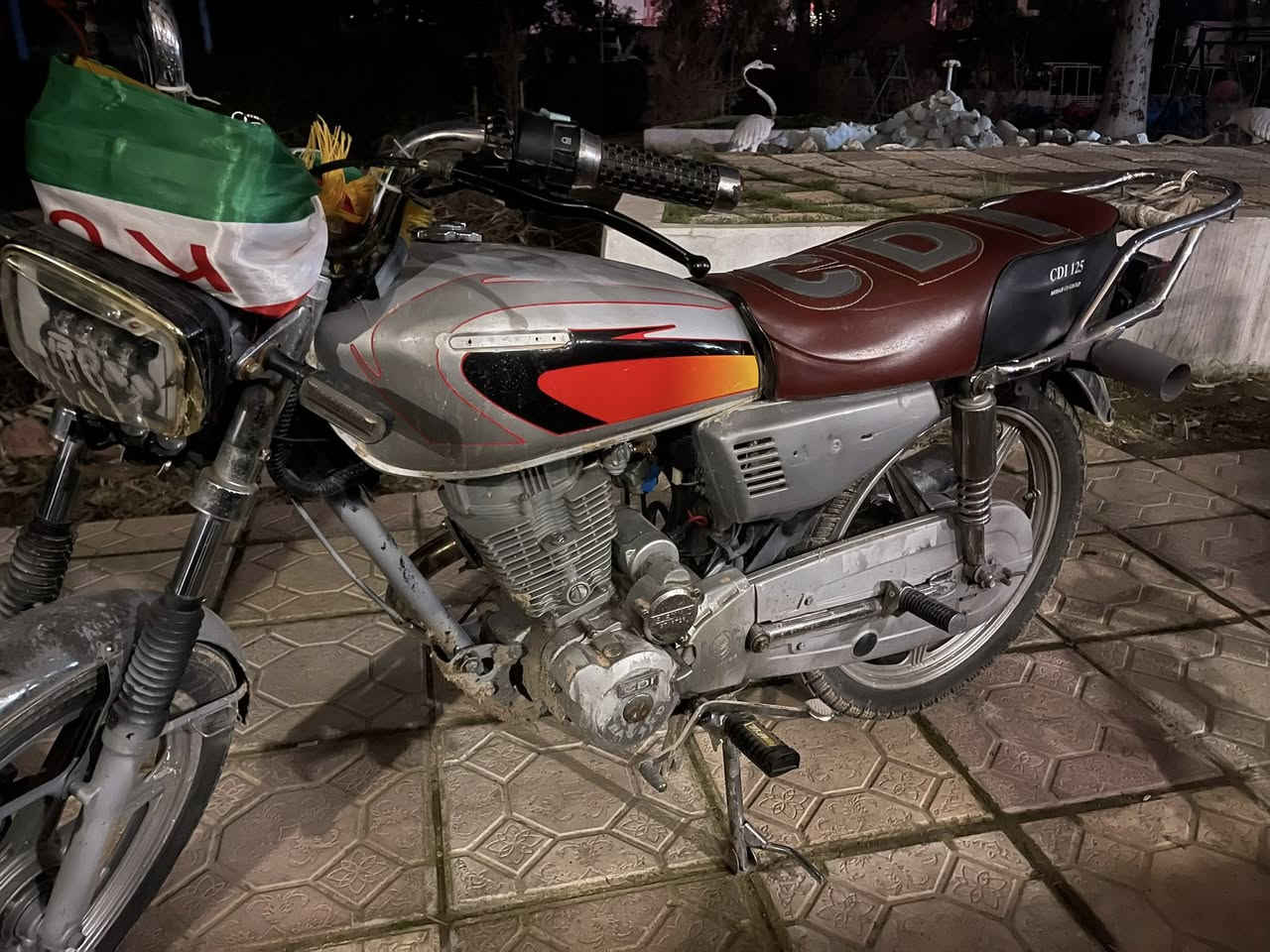 متور بارت ماكينة ٢٠٠ سعر ٤٠٠الف وفي مجال للتواصل***********
