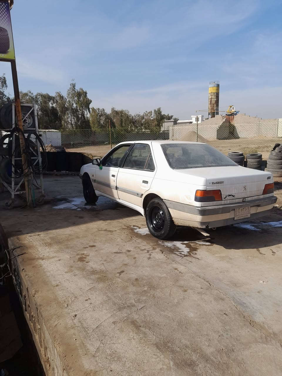 السلام عليكم للبيع
بيجو 405 2011 
مكينة فرنسي.مكفول
رقم بغداد مشروع وطني
الاستفسار ***********
السعر ٣٢وبيهامجال
