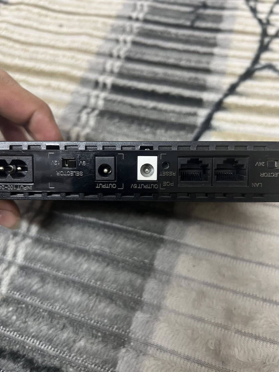 يو بي إس امزون شغال مابي شي سعره قفل ٢٠ مكان طارميه


**إذا كنت صاحب هذا الإعلان وتريد حذفه لأي سبب، رجاءا أرسل رسالة إلى الدعم الفني**