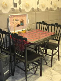 ميز طعام نجف • ٤ كراسي • جديد وقوي