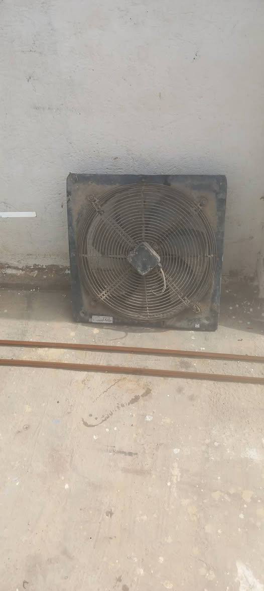 سلام عليكم ساحبه ٦٠ب٦٠ السعر ب٢٥ المنان نجف حي النصر ***********
