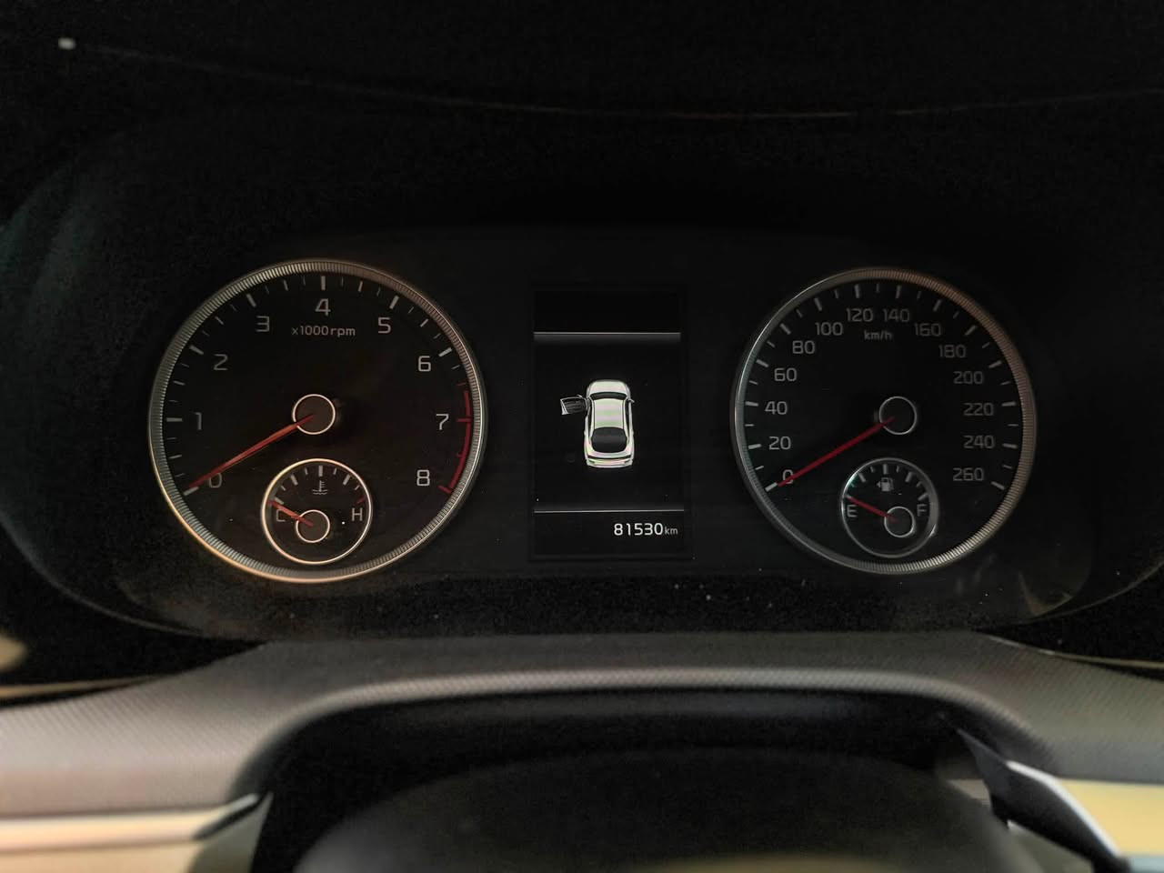 K5  KIA. 2023
مكينه 2000 دوش 

كشنات جلد + كهرباء 

تشغل عن بعد 

ويل كروم المرغوب 

مري شفط 

شاشه كار بلي اصليه

5 وضعيات قياده. 

سيار كفاله عامه بيه شخط صغير بلجاملغ مبين بلصور 

سعر 198 بيه مجال قليل كلش 

متواجد وتساب ***********.
