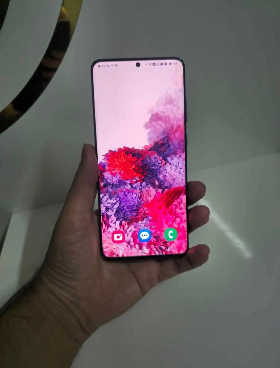 سامسونك S20 الترا
 شرق اوسط دبل شريحه ذاكره 128 رام 12 نضافه فول كلش نضيف بدون ملحقات اكرر بدون ملحقات للبيع  مكاني بغداد شراي طب خاص تعاليق ماجاوب لشراي يجي خاص بغداد, العراق


**إذا كنت صاحب هذا الإعلان وتريد حذفه لأي سبب، رجاءا أرسل رسالة إلى الدعم الفني**