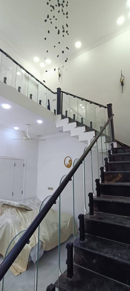 ***********
اتصل على الرقم انسب الاسعار كرسته وعمل ونقل مجانا وشغل الدرجى لاولى تدللون الغوالي واتساب ***********
