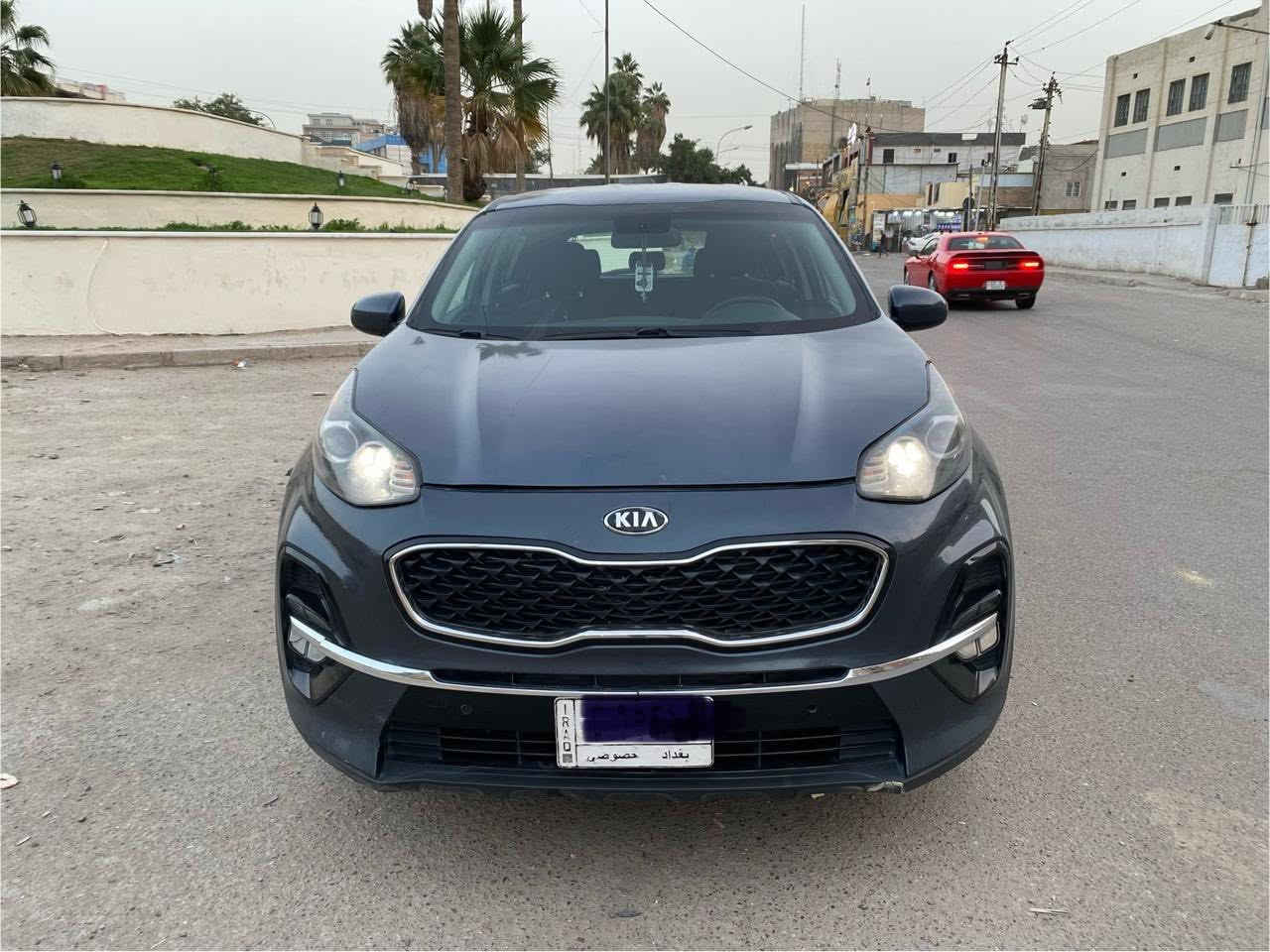 سلام عليكم سياره كيه سبورتج وارد امريكي مديل 2019  محرك 2400 تحكم ستيرن شاشه كامره بك وياله جدد سياره مال بيت انضم من الصور بيها فقط حادث بصفحه السايق سياره بيها صبغ بس ابيع صبغ عام ما عليه اي غرامه سياره مرتبه تبريد وتدفئه شغال سعرها 133  وبيها مجال مكان سياره بغداد *********** خط 
*********** واتساب
