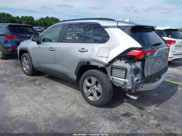 نـوع السيارة: 2025 Toyota Rav4 Xle
تاريـخ ألمـزاد🕰️: الاربعاء 2025/11/19
سعـر ألسـيارة💵 : ألسعر حسب المزاد
حجم ألمحــرك: 4 سلندر 2.5L
ألمـواصفـات: حـسـب الصور المـرفـقـة 
———————————————
ألـشـحــن🚢:
1- بألامــكان ألشحــن من جمـيـع ألولايـات ألامريكــية والكــندية ألـى ألعــراق مباشــر ودبــي
2-تخليص كمركي من ميناء ام قصر
3-يوجـد تخليـص كمركـي ألـى أقليـم كردستـان
4- شحن مباشر الى عمان (الحرة)
———————————————
للـمـزيــد من ألمـعـلـومـات☎️📞
ألاتـصـال عـلى ألارقـام التـاليـة
📞  ***********
📞  ***********
———————————————
كروب خاص بيع وشراء كتب مؤسسة الشهداء👇
‏https://www.facebook.com/share/g/19okrVANXZ/?mibextid=wwXIfr
———————————————
مجموعة واتساب👇
‏https://chat.whatsapp.com/GE2KdHQP3eM4YTrcvdPrEY
———————————————
‏Tik Tok👇👇تيك توك
‏https://www.tiktok.com/@al_bakhera?t=8qGOLioZlVE&_r=1
———————————————
ألـفـرع ألاول📍: بغداد  ألسيدية  ألاعلام  شارع البداله
ألـفـرع ألـثانـي📍: ألأمارات العربية المتحدة - الشارقة - الصناعية 4
