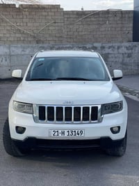 جيب لاريدو موديل 2011 للبيع مواصفاته:بصمه شاشه كاميرا خلفية حساسات خلف...