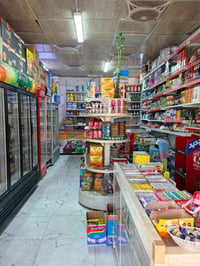 أسواق للبيع • منطقة الغرير • عارضات متعددة