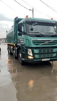 ڤالڤو  للبيع وحش حجم 500موديل 2012 كير اوتماتيك بودي 18متر رقم سليماني...