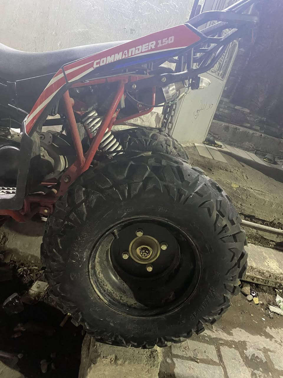 سلام عليكم دراجة رباعية لبيع أو مراوس سكني جبلي سعر 900 كير وتماتيك بك خلفي R ودفع اماميF
محرك كبير 150 سيسيCC تفاصيل
***********
